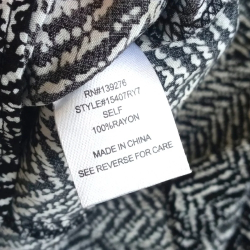 Daniel Rainn Women’s Rayon Bohemian Tribal Print 3/4 Sleeve V Neck Blouse M - Picture 13 of 16